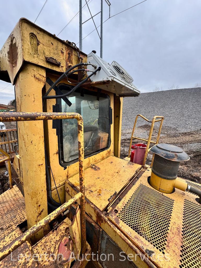 1987 CAT 826C Sheeps Foot Landfill Compactor