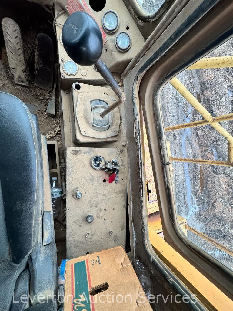 1987 CAT 826C Sheeps Foot Landfill Compactor