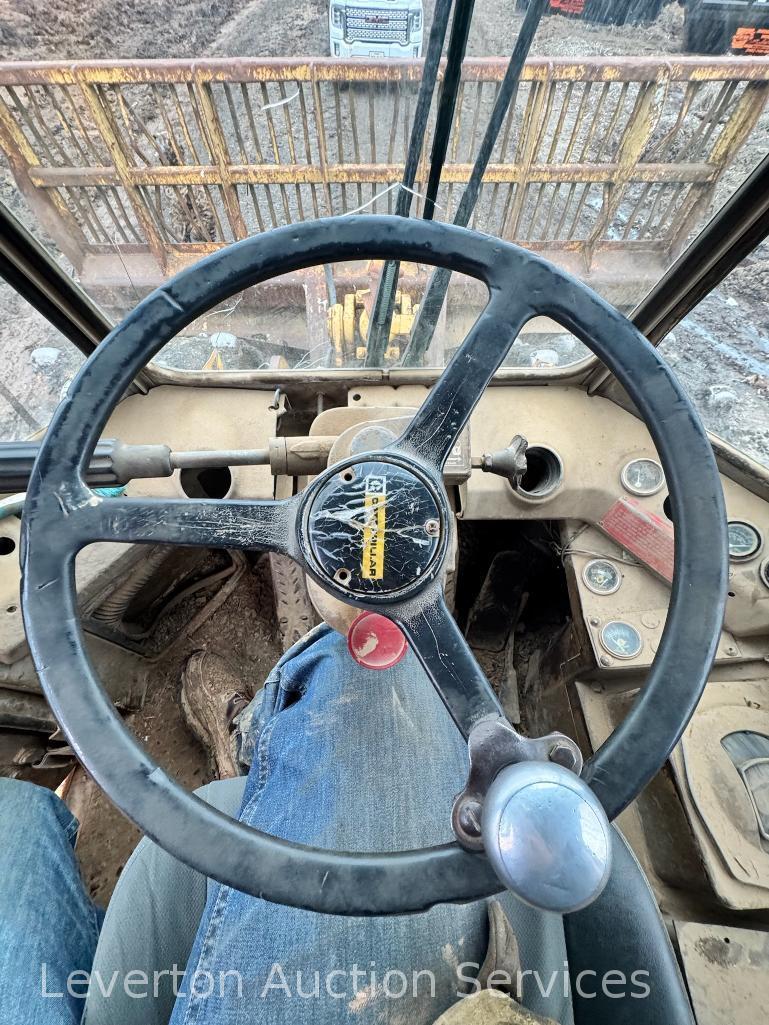1987 CAT 826C Sheeps Foot Landfill Compactor
