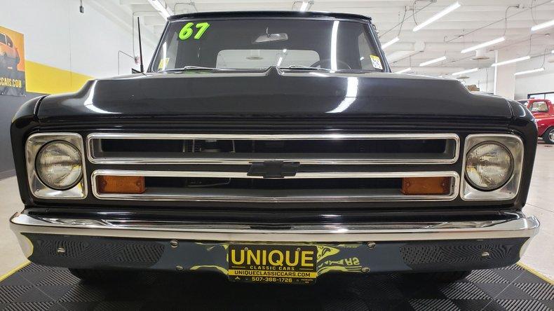 1967 Chevrolet C10 Restomod - 454 V8,  AC BLOWS COLD!