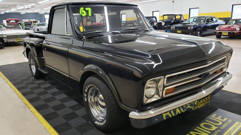 1967 Chevrolet C10 Restomod - 454 V8,  AC BLOWS COLD!