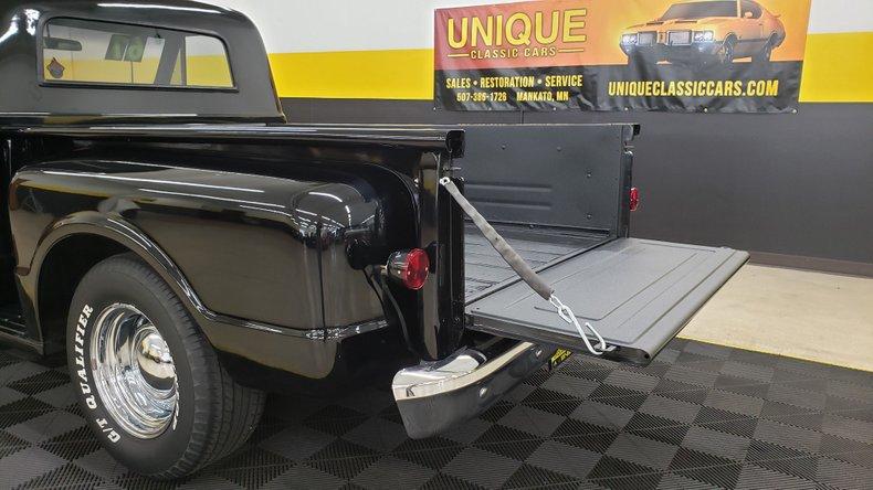 1967 Chevrolet C10 Restomod - 454 V8,  AC BLOWS COLD!
