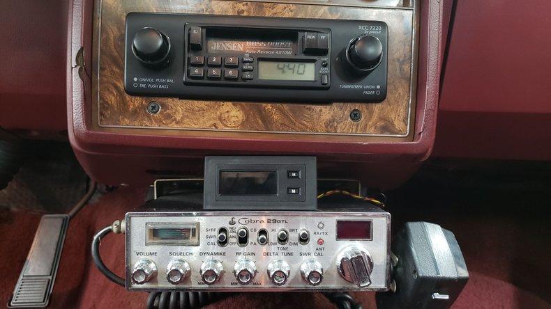 1981 Chevrolet El Camino - Crate 350ci V8, A/C BLOWS COLD!