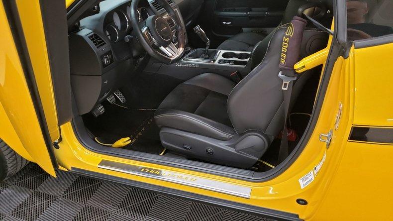 2012 Dodge Challenger SRT8 - Twin-Turbo 6.4L (392ci) Hemi V8 (1,000 hp)