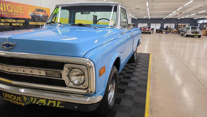 1969 Chevrolet C-10 Custom - Built 327ci V8
