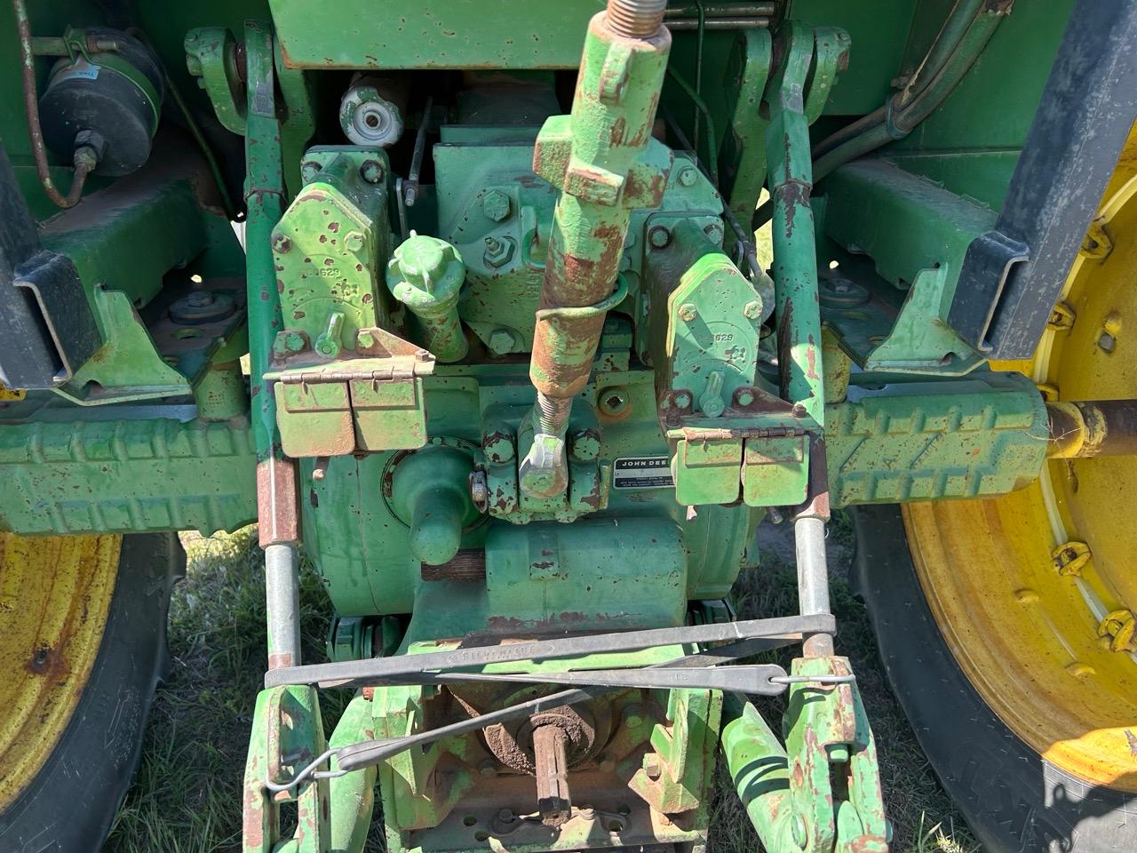 1980 John Deere  4240