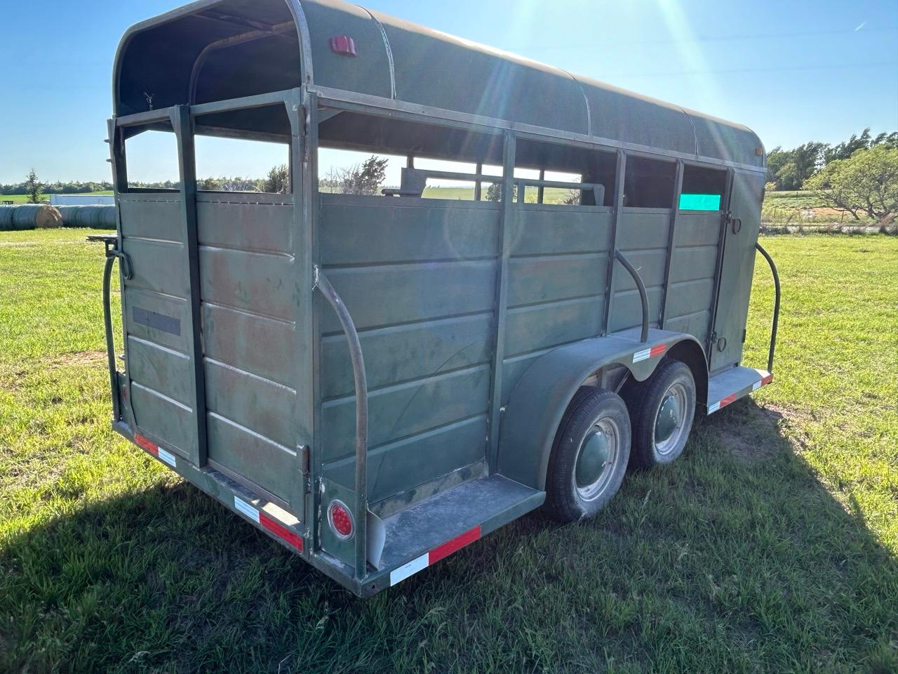 WW  Livestock Trailer