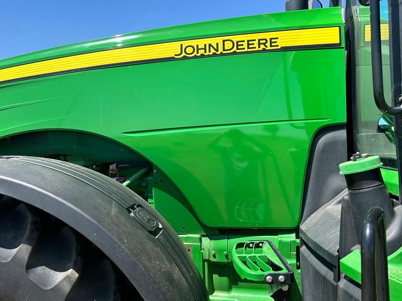 John Deere 8285R