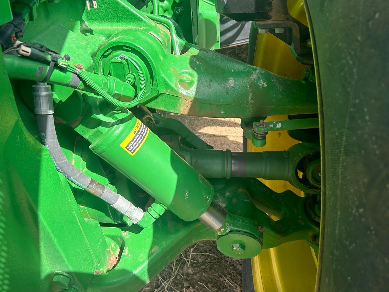 2013 John Deere 8335R