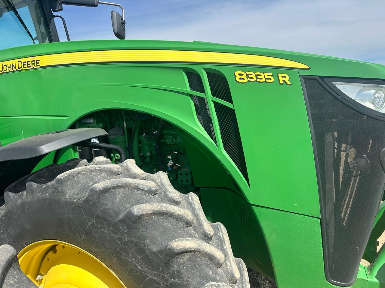 2013 John Deere 8335R