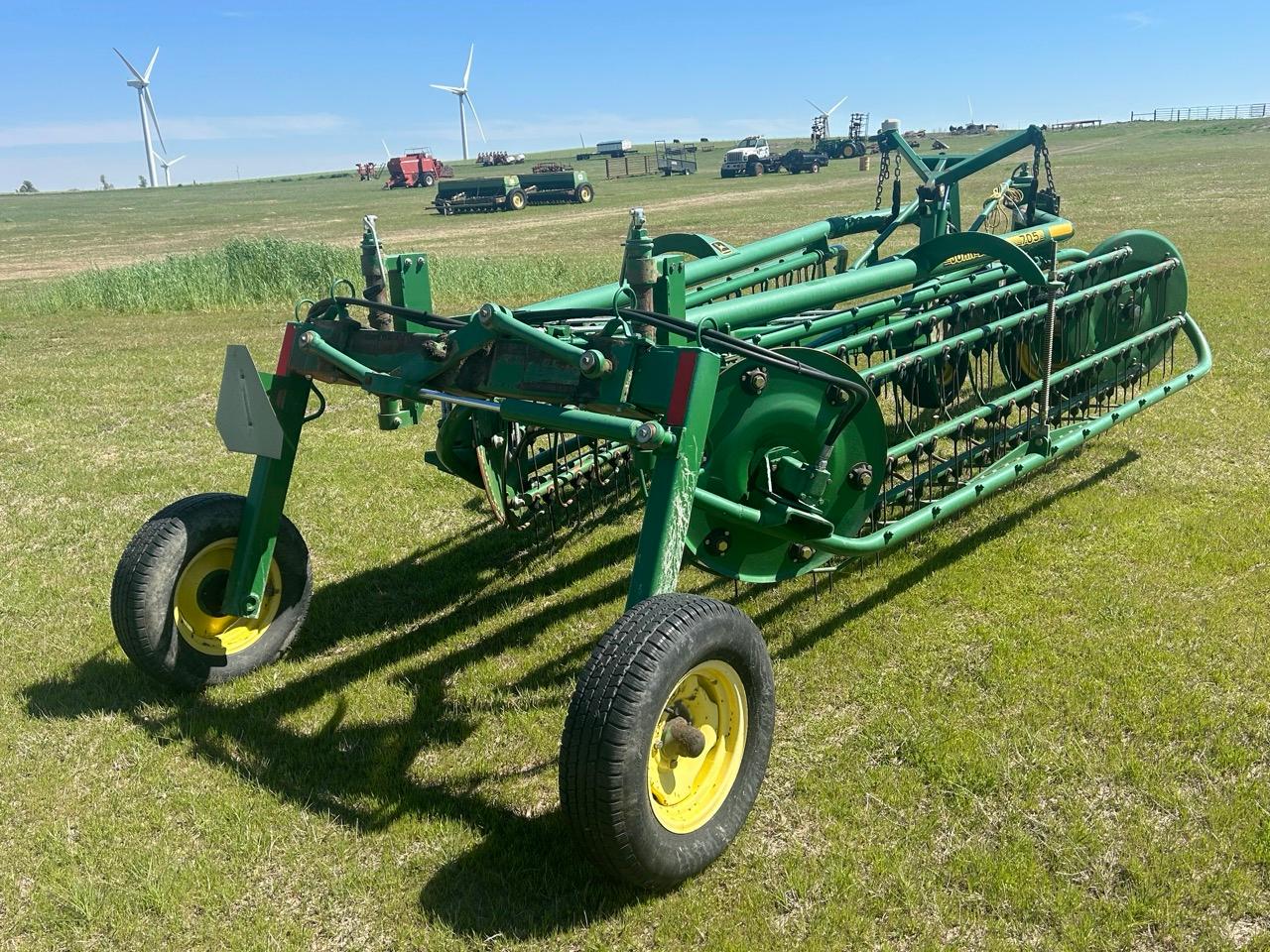 John Deere 705