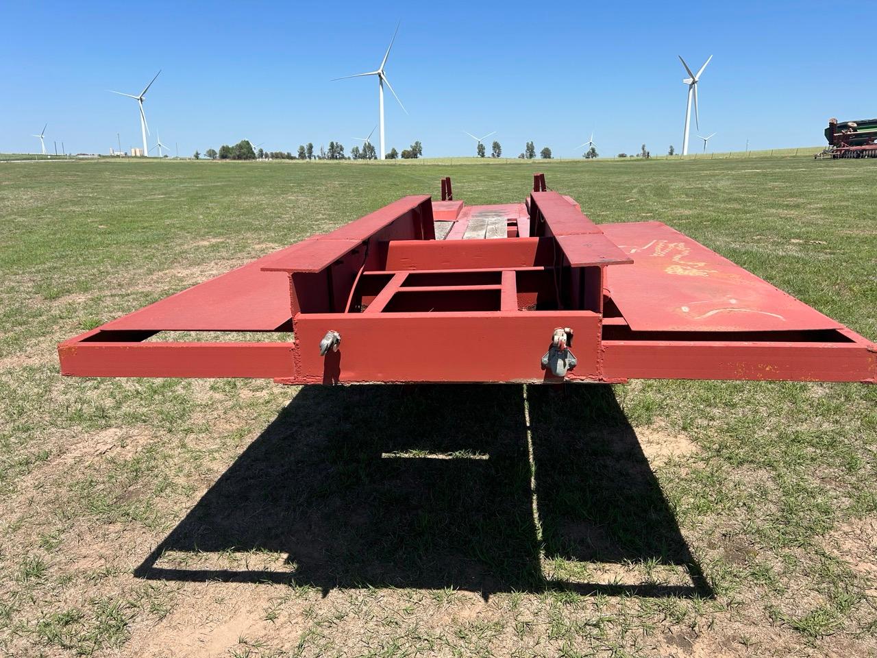 1973 Hyster Equipment trailer