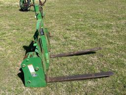 John Deere Pallet forks