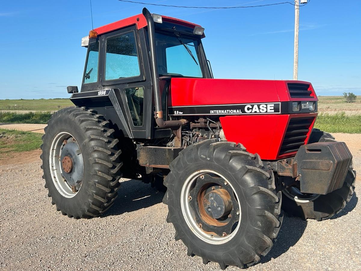 Case IH 1896