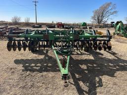 1997 John Deere 714