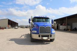 2014 Mack CXU613 Roll-Off Truck