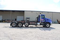 2014 Mack CXU613 Roll-Off Truck