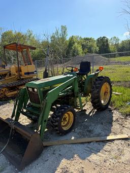 John Deere 750 Tractor