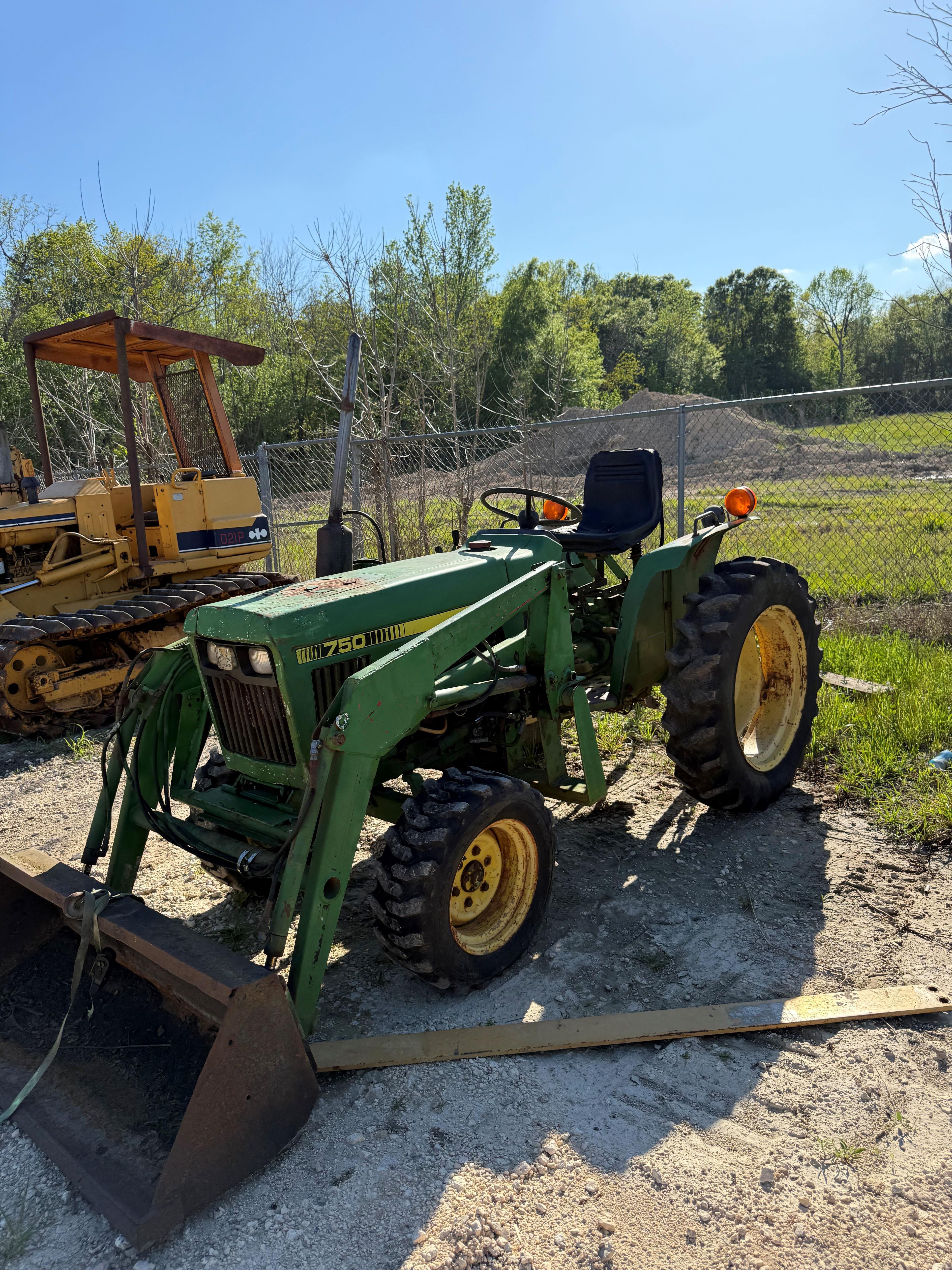 John Deere 750 Tractor