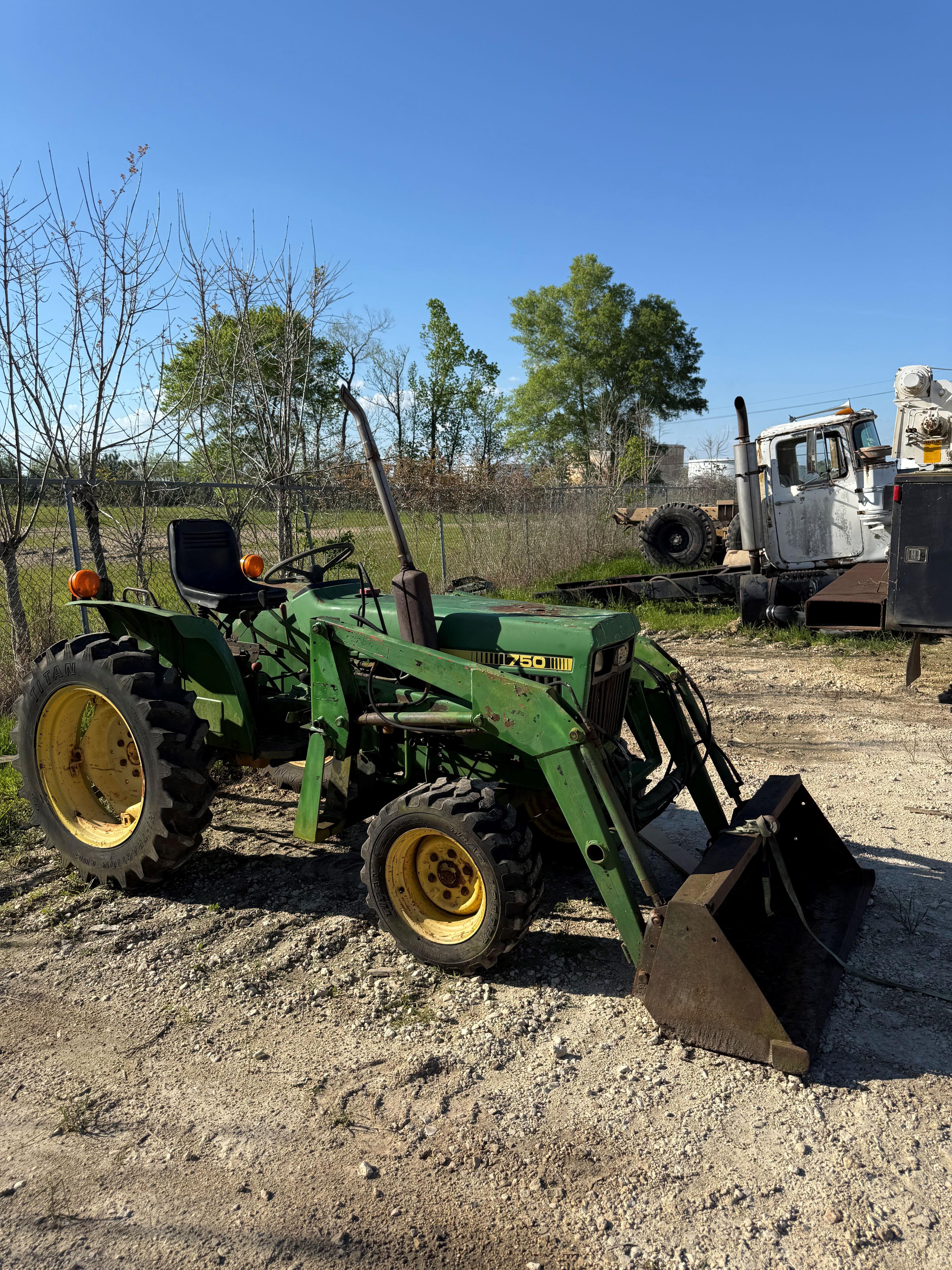 John Deere 750 Tractor