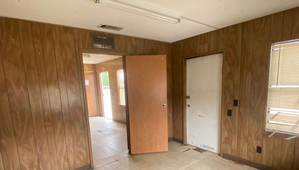 44'x12' Portable Building