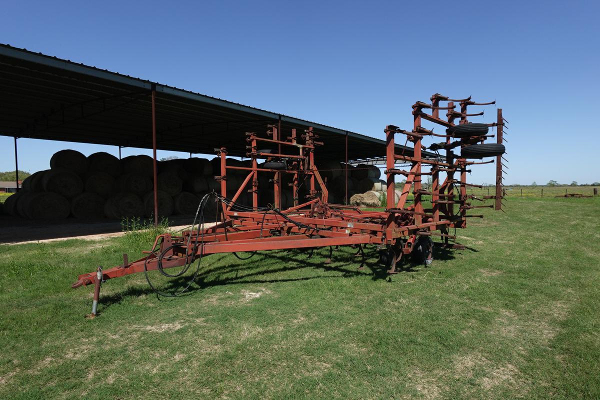 Case IH Field Cultivator