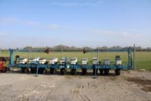Kinze 10R30 Planter