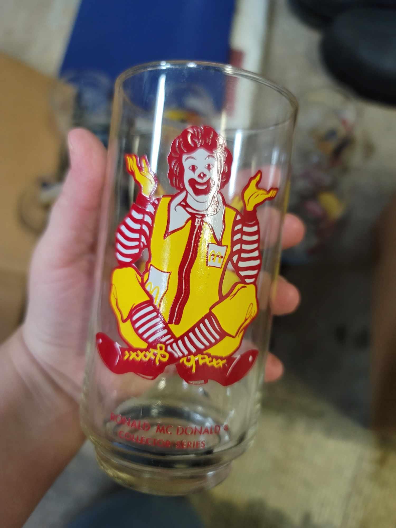 13 Fast Food Glasses