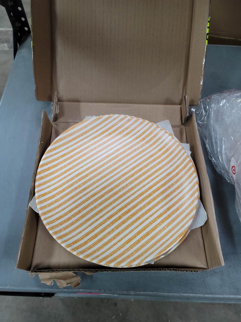 4 Orange Strip plates, new in plastic