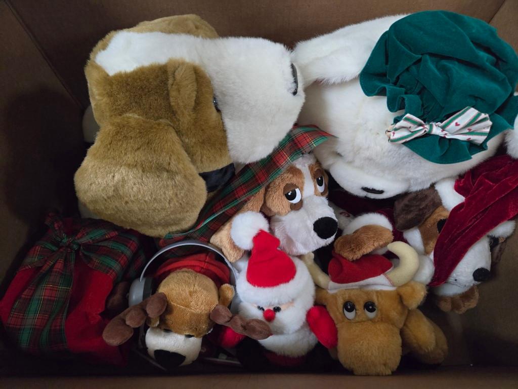 7 Christmas Stuffed Toys