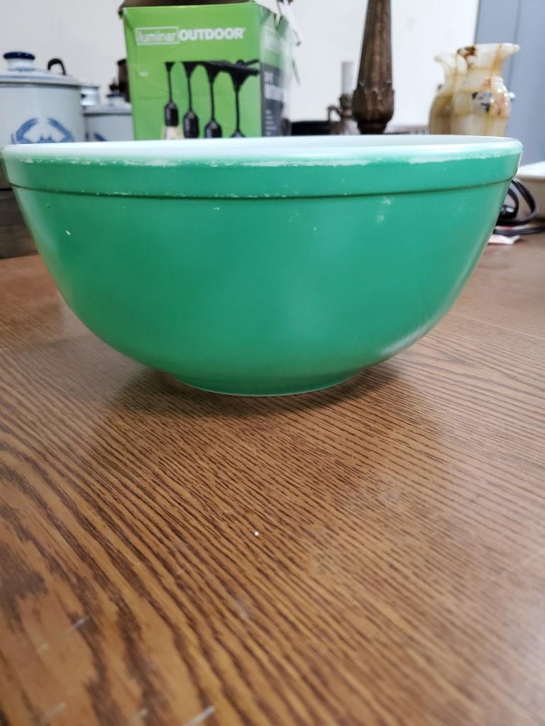 Pyrex Bowl