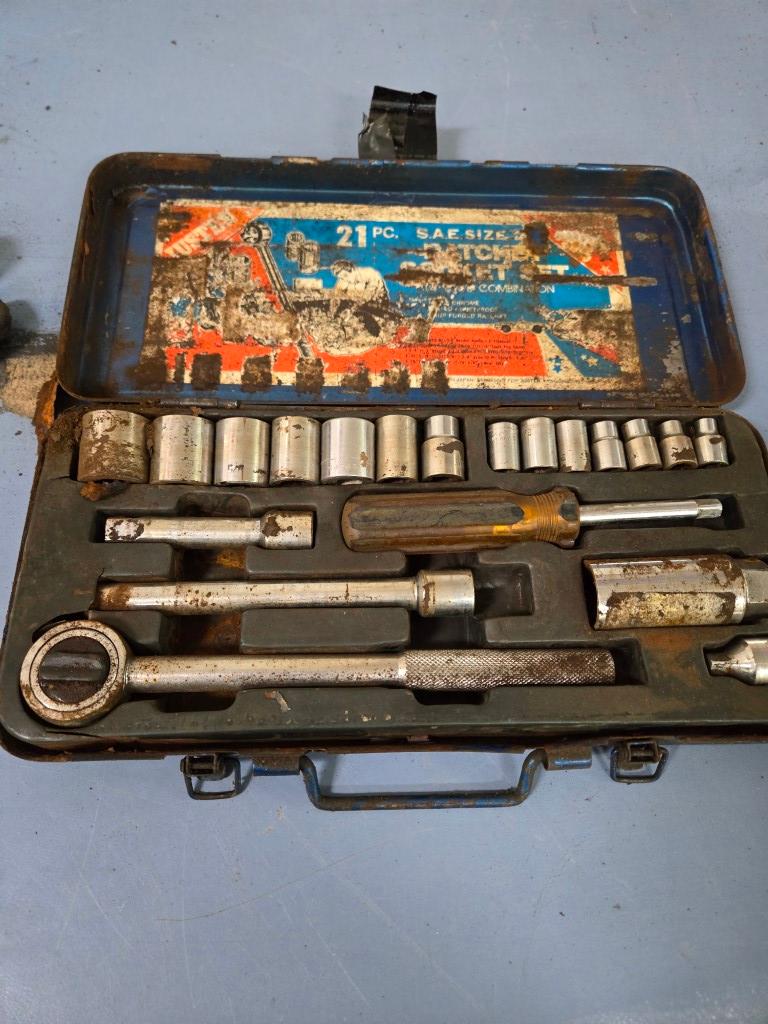 socket set with case