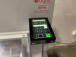 Triumph 5255 paper cutter (VIDEO) (TX)