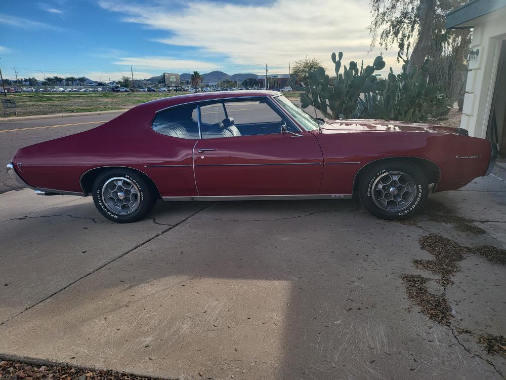 1969 Pontiac Custom S