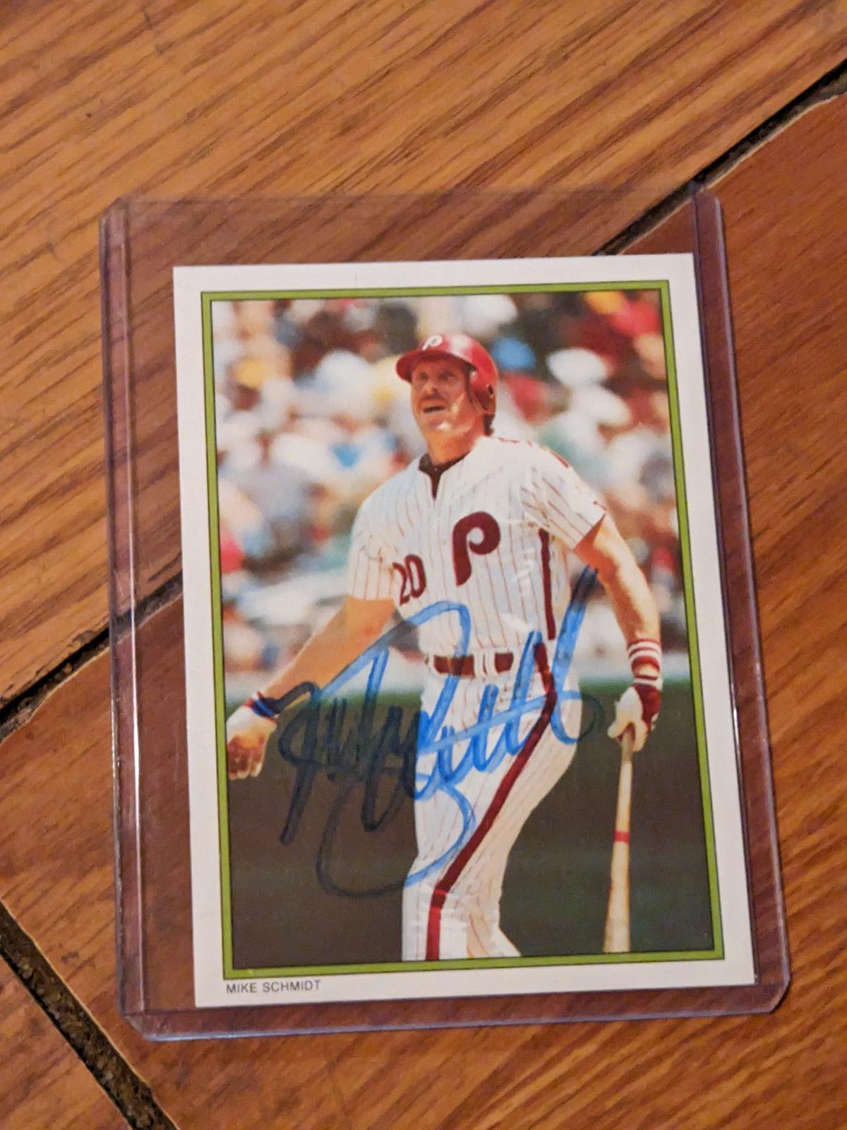 Mike Schmidt autographed card w/coa