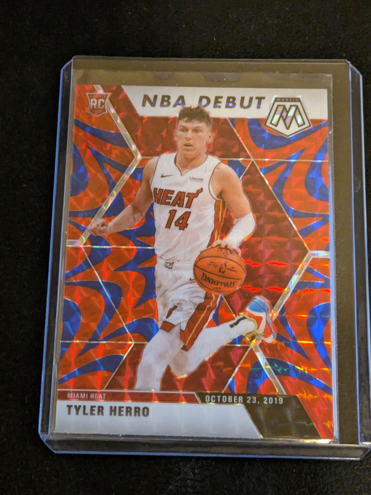 Tyler Herro 2019-20 Mosaic - NBA Debut Blue Reactive Rookie (RC) #280 Heat SP