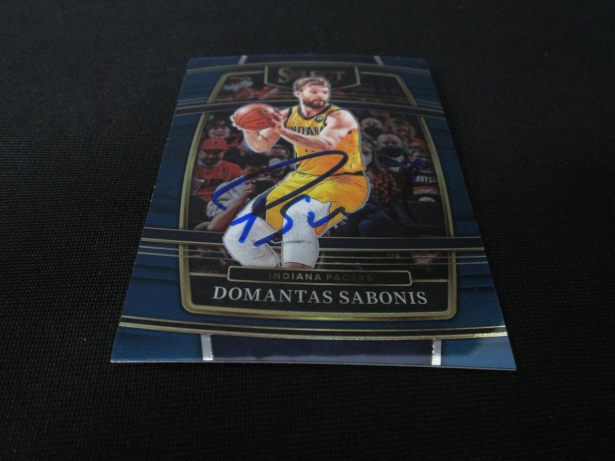 2021-22 SELECT DOMANTAS SABONIS AUTOGRAPH