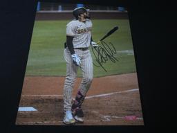 FERNANDO TATIS JR SIGNED 8X10 PHOTO RCA COA