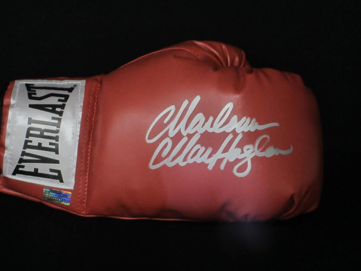 MARVIN HAGLER SIGNED BOXING GLOVE COA