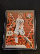 IGOR DIVEEV RC 2021 MOSAIC SOCCER UEFA #75 Red REACTIVE PRIZM RUSSIA SP