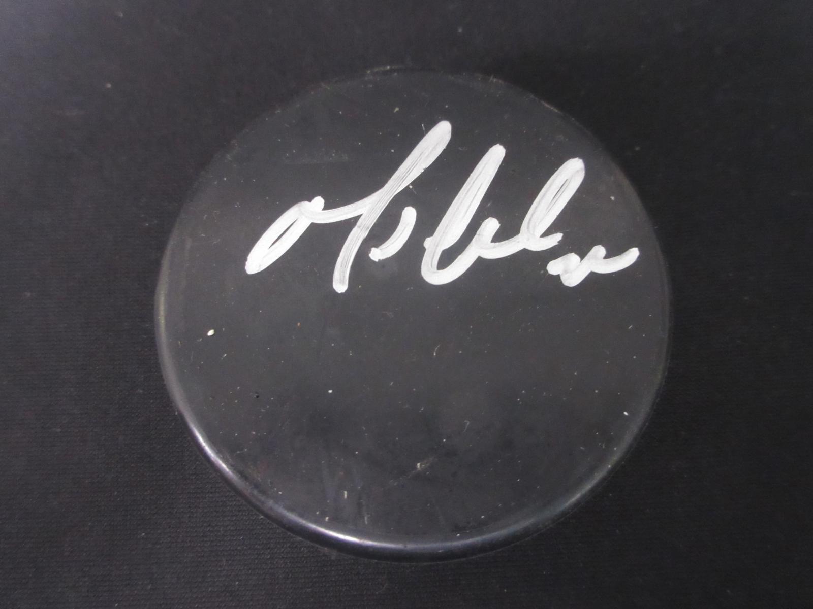 MARIO LEMIEUX SIGNED HOCKEY PUCK WITH COA