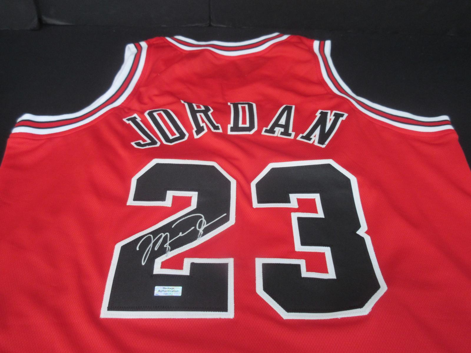MICHAEL JORDAN SIGNED BULLS JERSEY WITH COA