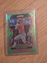 100/129 2022 Panini Prizm #128 Jesse Winker Lime Green Prizm Cincinnati Reds