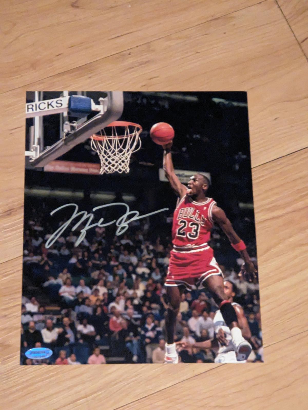 Michael Jordan autographed 8x10 photo with coa