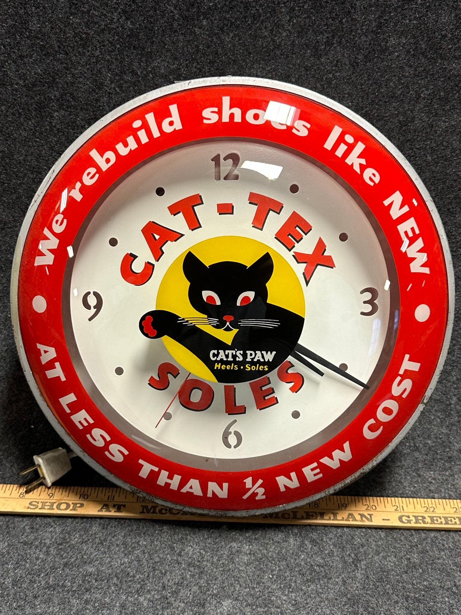 Cats Paw Cat Tex Soles 14" Advertising Clock