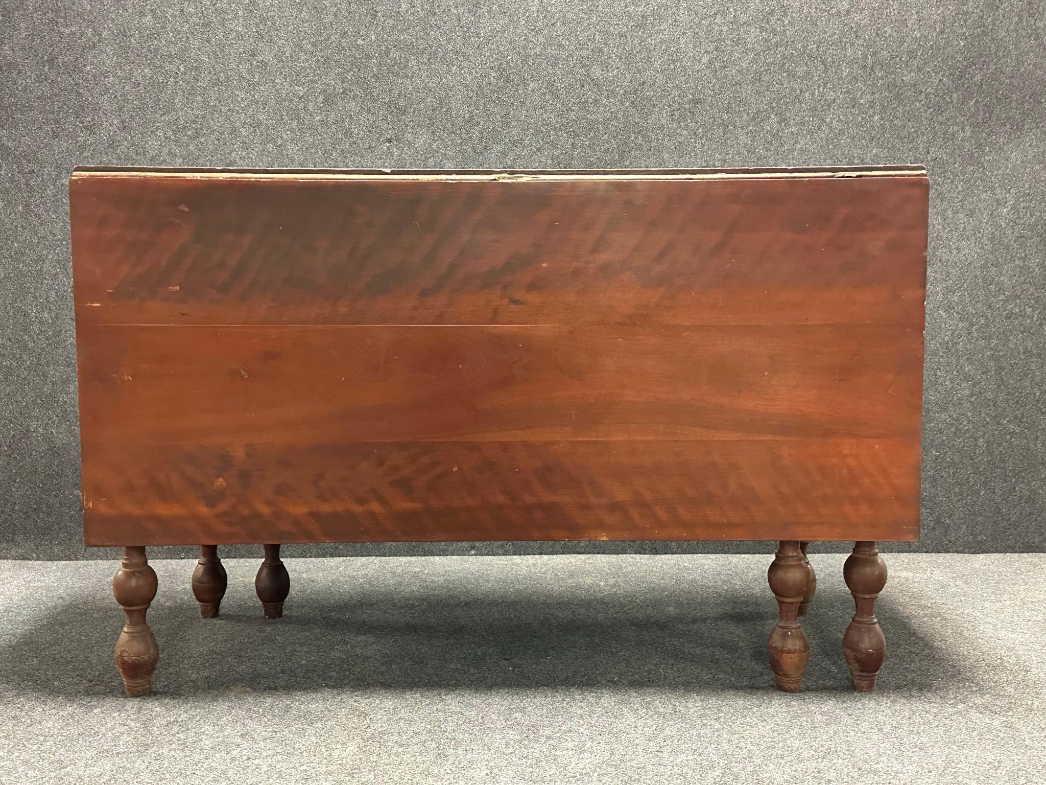 Sheraton Drop Leaf Cherry Dining Room Table w Wonderful Legs
