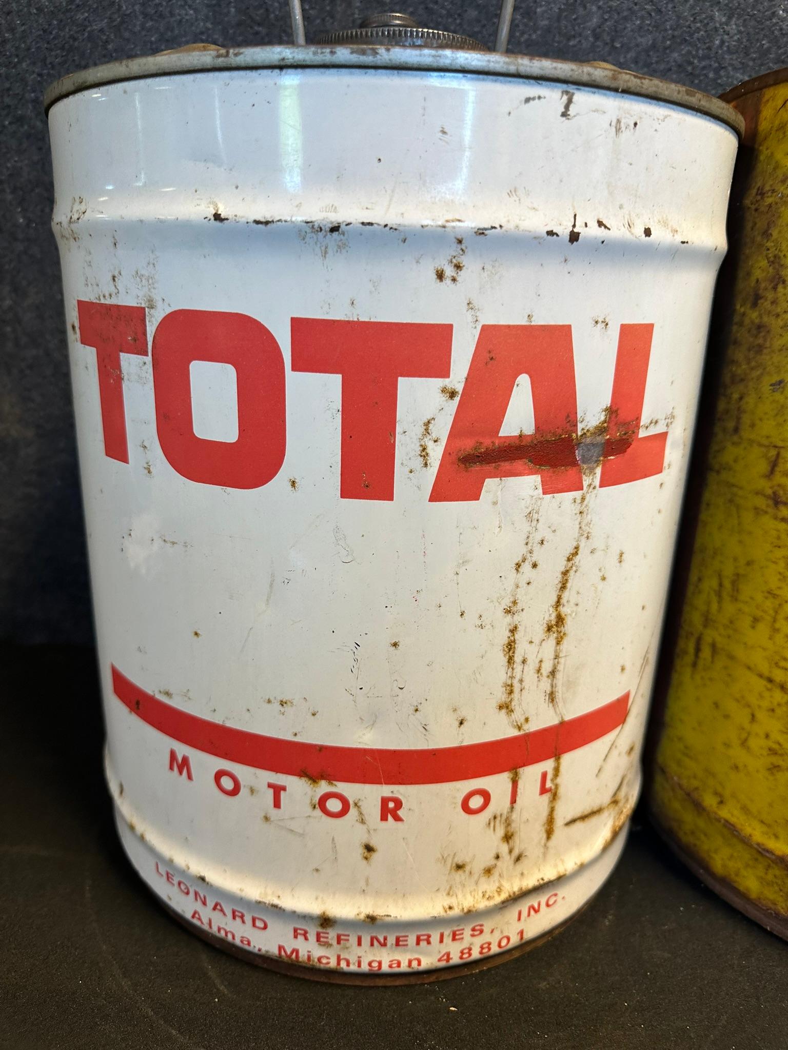Total, Pennzoil & Reeves Lot of 3 5 Gallon Motor Oil Cans