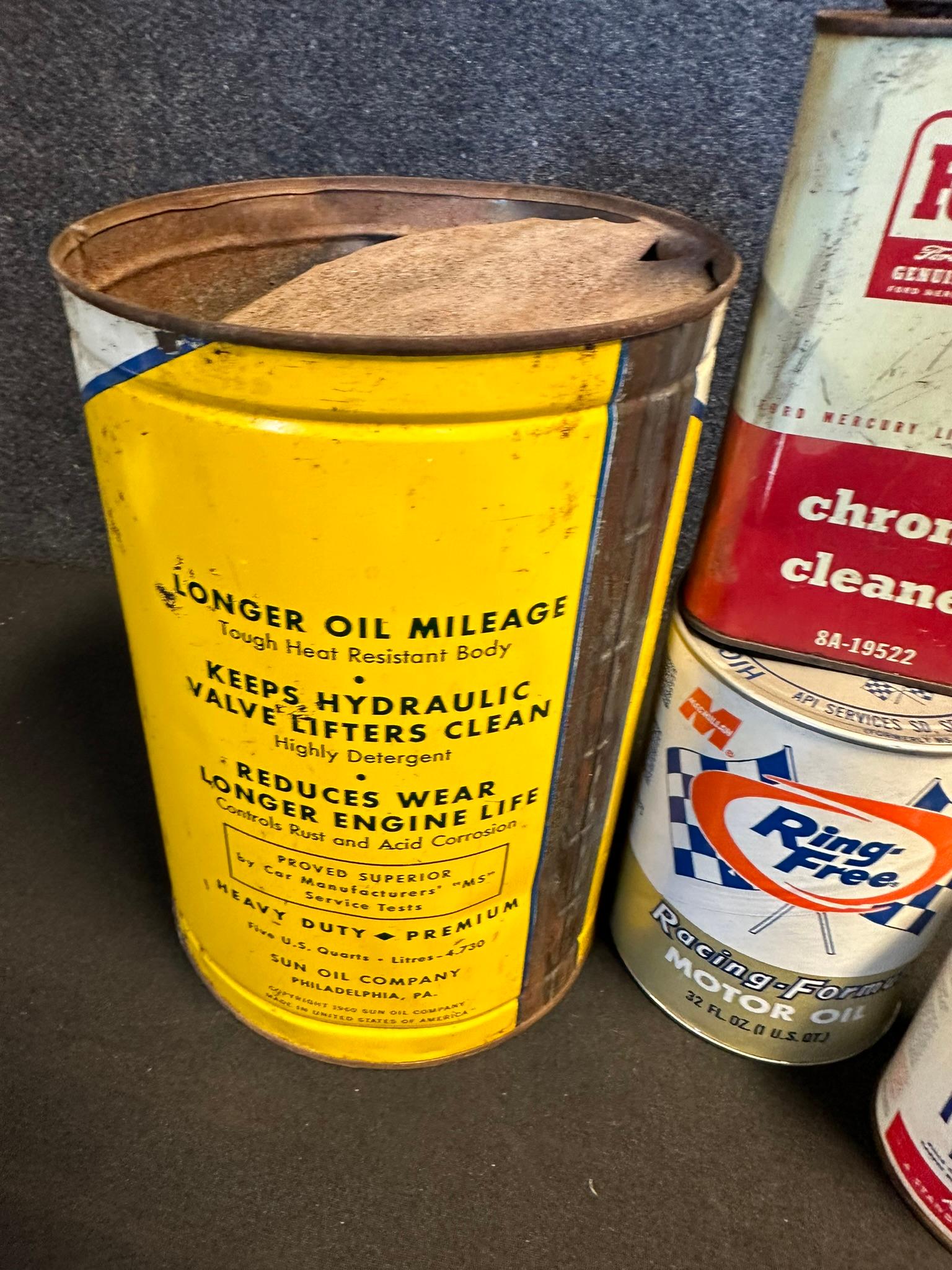 Lot 4 Vintage Oil Cans. Sunoco 5 Quart Dynalube, Fomoco Chrome Cleaner, Ring Free Full Quart, Standa