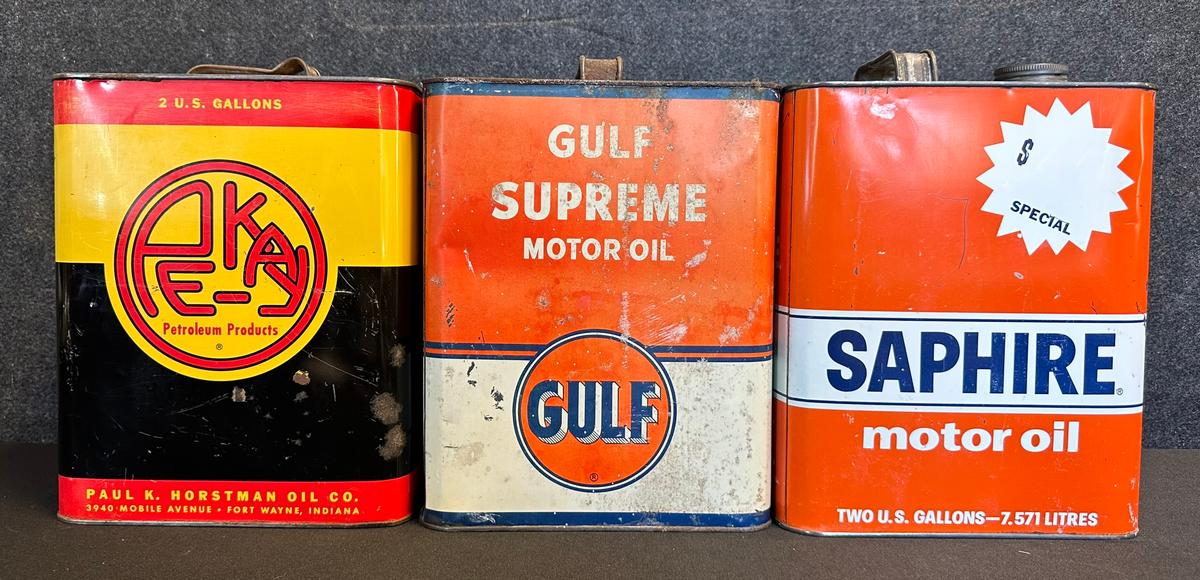 Lot 3 2 Gallon Motor Oil Cans: Gulf Supreme & Saphire & Pekay