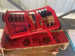 (4) MCCORMICK FAST HITCH DISCS